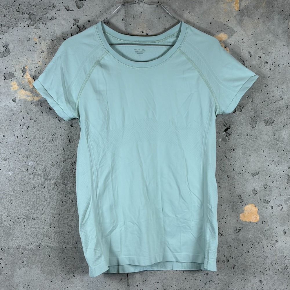 Athleta Top Womens Medium Light Blue Short Raglan Sleeve Round Neck Running